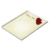 モノグラムの赤いハート ノートブック (左側)