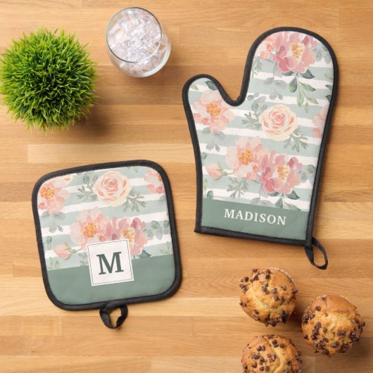 モノグラムの追加 |アリシアバラストライプパターン 鍋つかみ&鍋敷きセット (トップダウン)