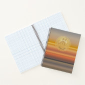 モノグラムの金ゴールドと灰色の日没の線形グラデーション ノートブック (内部)