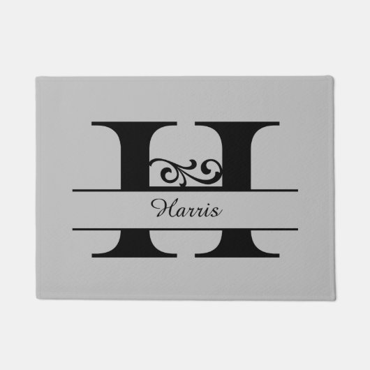モノグラムの飾り文字H (名前付き) ドアマット (正面)