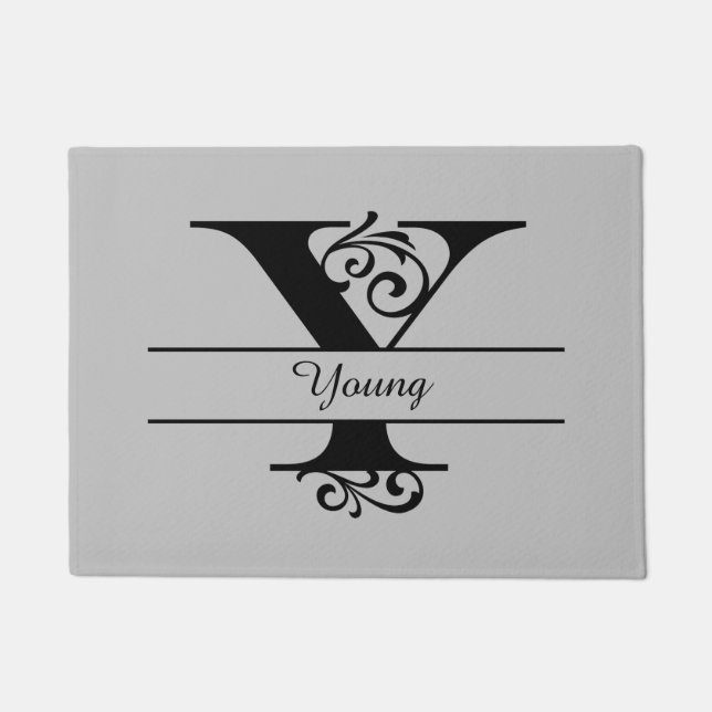 モノグラムの飾り文字Y （名前付き） ドアマット (正面)