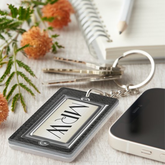 モノグラムの3名のエグゼクティブメンパーソナライズされたズ キーホルダー (正面右)