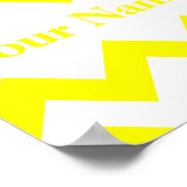 モノグラムはっきりした付き黄色のシェブロン ポスター (角)