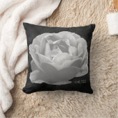 -モノグラムは白黒に上がりました クッション (ブランケット)