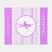 モノグラムを持つ横のストライプなバレリーナのダンサー フリースブランケット (正面(横))