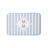 モノグラムイニシャルほこりっぽいライトブルー白ストライプ色 バスマット (正面)