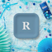 モノグラムイニシャルカスタムカラーズダスティブルーホワイト ペーパープレート (パーティー)