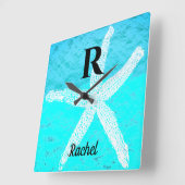 モノグラムイニシャルティール(緑がかった色)ターコイズパステルスターフィッシュ スクエア壁時計 (傾斜)