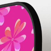 モノグラムイニシャルホットピンクレトロ ピックルボールラケット (左詳細)