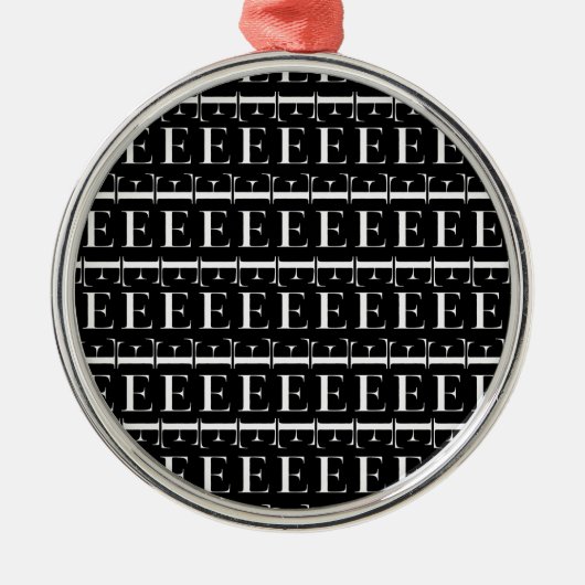 モノグラムイニシャルレターE メタルオーナメント (正面)