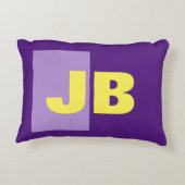 モノグラムイニシャル文字パープルイエロー アクセントクッション (裏面)