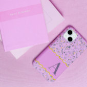 モノグラムイニシャル A ライラック リトルフラワーズ iPhone 15ケース