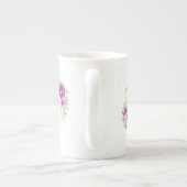 モノグラムエレガントフローラヴィンテージパープルパンジー ボーンチャイナマグカップ (裏面)