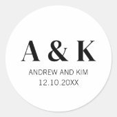 モノグラムカップル結婚式のパーティーは赤ちゃんのシャワーを好む ラウンドシール (正面)