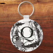 モノグラムキーチェーン"Q" キーホルダー (正面)