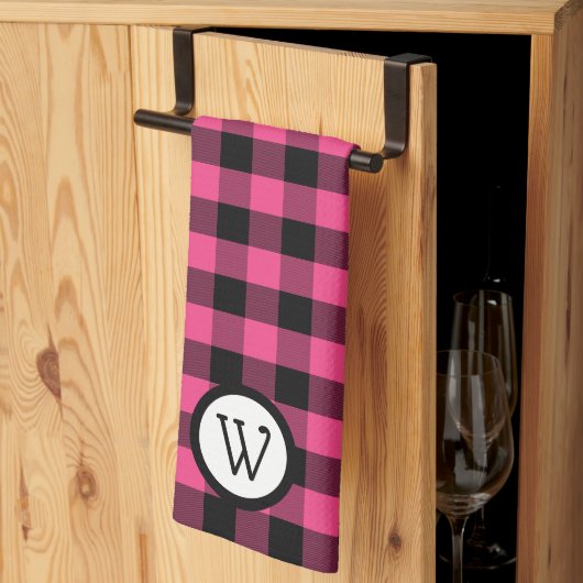モノグラムクラシック付き黒とピンクのバッファローのプレイド キッチンタオル (三つ折り)