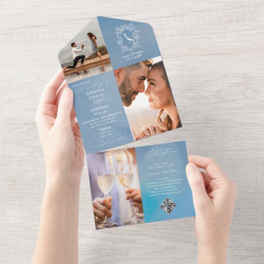 モノグラムクレスト3写真QRコードダスティブルー結婚ズ オールインワン招待状 (貼ってはがせる)