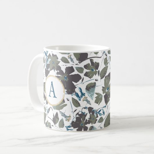 モノグラムクレマティスエレガントつる植物グリーンブルーフローラ コーヒーマグカップ (正面左)