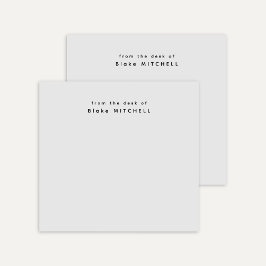 モノグラムグレイシンプルの机から ポストイット