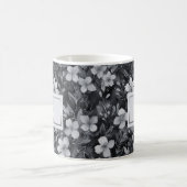 モノグラムシルバーレターフローラ水彩 コーヒーマグカップ (中央)