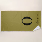 モノグラムスクリプト名パーソナライズされた金ゴールドと黒 ビーチタオル (正面)