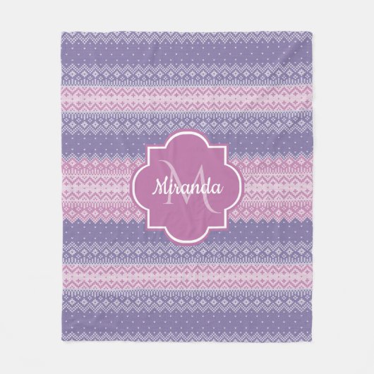 モノグラムスタイリッシュと名前を持つ紫色のニット模様 フリースブランケット (正面)