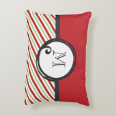 モノグラムストライプの付き赤と緑の模様 アクセントクッション (裏面(縦))