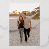 モノグラムセージ緑の白の日付を保存 箔招待状 (裏面)