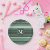 モノグラムセージ緑ストライプの ペーパープレート (パーティー)