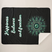 モノグラムダークグリーン邪悪な目のシンボル（黒） | シェルパブランケット (正面(横))