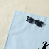 モノグラムツーピンクフラミンゴスオンザウォーター引用文 ビーチタオル (インサイチュ)