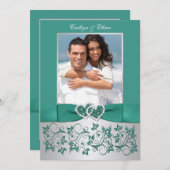 モノグラムティール（緑がかった色）、銀フローラ結婚式招待状 招待状 (正面/裏面)