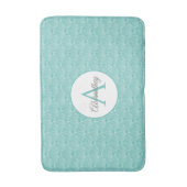 モノグラムネームホワイトシーシェルパターンビーチハウス バスマット (正面縦)