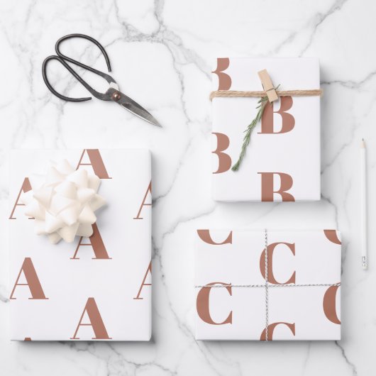 モノグラムバラ金ゴールド白カスタムイニシャルパターン ラッピングペーパーシート (正面)