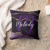 モノグラムパーソナライズされたと名前パープルと金ゴールド クッション (ブランケット)