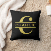 モノグラムパーソナライズされたと名前ブラックと金ゴールド クッション (ブランケット)