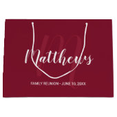 モノグラムパーソナライズされたと家族名ブルゴーニュ・レッド ラージペーパーバッグ (正面)