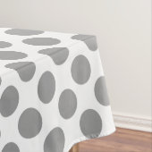 モノグラムパーソナライズされたグレー水玉模様パターン テーブルクロス (インサイチュ)