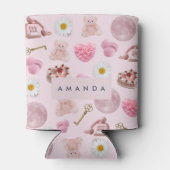 モノグラムパーソナライズされたコケットピンクムーンフェミニン 缶クーラー (裏面)