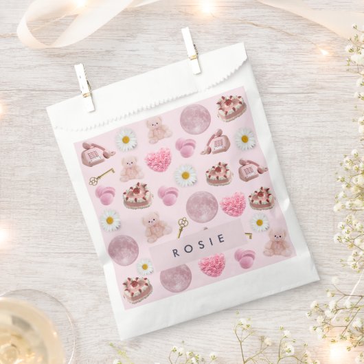 モノグラムパーソナライズされたコケットヴィンテージシーシェル フェイバーバッグ (クリップ留めされた状態)