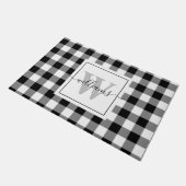 モノグラムパーソナライズされたスクリプトブラックバッファロープレイド ドアマット (アングル)