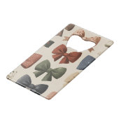 モノグラムパーソナライズされたレトロヴィンテージ弓パターン クレジットカード栓抜き (裏面アングル)