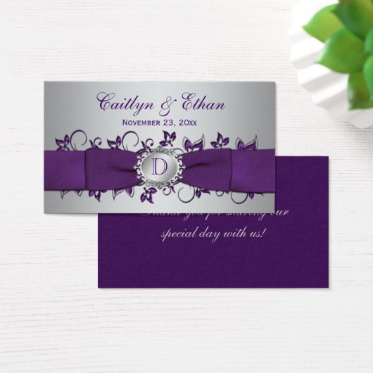 モノグラムパープルシルバーフローラ結婚式の引き出物ラベル (デスク)