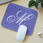 モノグラムパープルダイアモンドパーソナライズされた マウスパッド<br><div class="desc">Monogram Purple Diamondsのパーソナライズされたマウスパッドは、白い書の台本にシンプルあなたのモノグラムと一緒にダイヤモンドパーソナライズされたオーバーレイとカスタム共にエレガントダイヤモンド紫の背景を備えている。©Evco Studio www.zazzle.com/store/evcostudioによる設計</div>