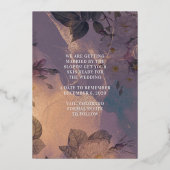 モノグラムパープル秋日付の保存 箔招待状 (裏面)