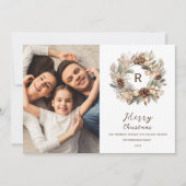 モノグラムピネコーンウィンターリースクリスマスフォト シーズンカード (正面)