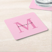 モノグラムピンクあなたの名前スペシャルギフト愛するもの スクエアペーパーコースター (アングル)