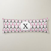 モノグラムピンクシックエッフェルタワーパターン ボディピロー (裏面)