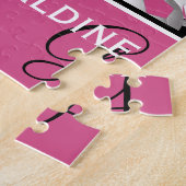 モノグラムピンク黒のサッカーボールパターン ジグソーパズル (側面)