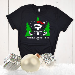 モノグラムファミリー名サンタハット年クリスマス Tシャツ